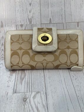 Coach Signature Canvas Continental Wallet in Beige and Cream with Gold Turnlock
